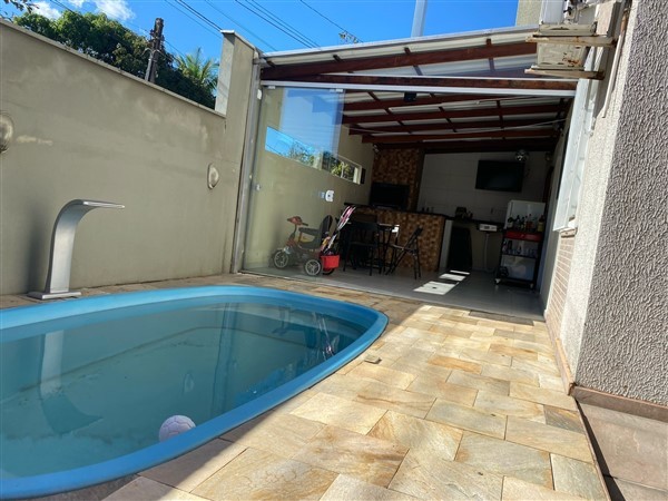 WhatsApp Image 2025-08-05 at 11.06.49 (2).jpg