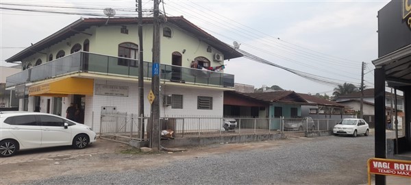 WhatsApp Image 2025-10-06 at 15.46.58.jpg