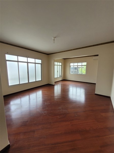 Cjto Comercial/sala para locacao no America em Joinville com 0m² por R$ 3.500,00