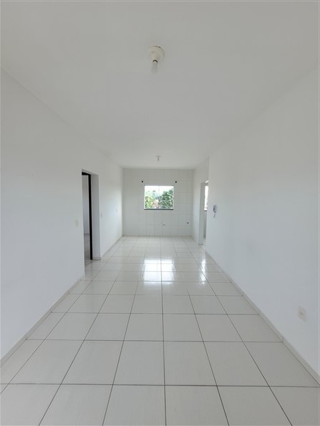 Apartamento para locacao no Comasa em Joinville com 0m² por R$ 1.650,00