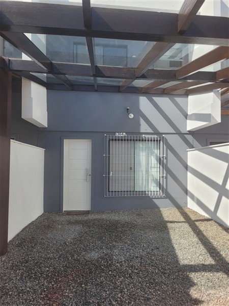 Casa Residencial para venda no Jardim Iririu em Joinville com 0m² por R$ 400.000,00