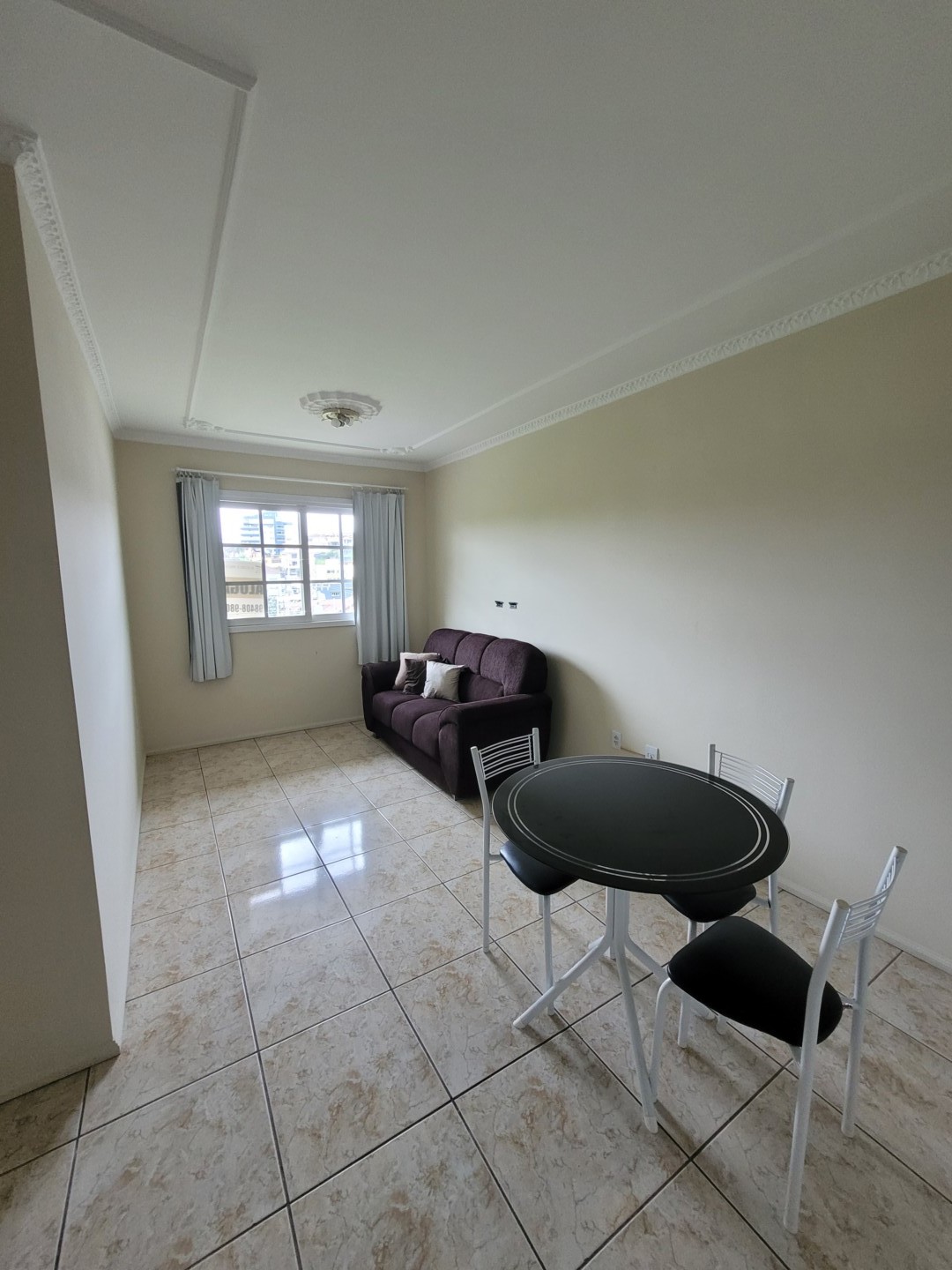 Apartamento para locacao no Saguacu em Joinville com 0m² por R$ 2.500,00