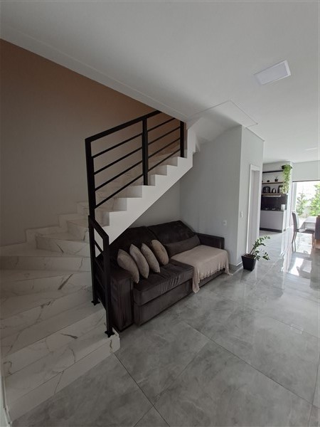 Casa Residencial para locacao no Vila Nova em Joinville com 0m² por R$ 4.500,00