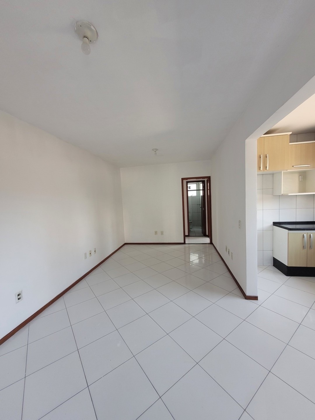 Apartamento para locacao no Bom Retiro em Joinville com 0m² por R$ 1.500,00