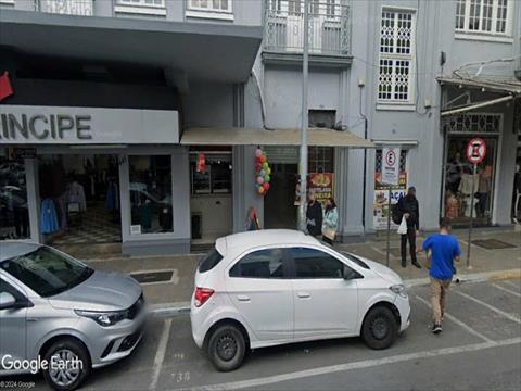 Cjto Comercial/sala para locacao no Centro em Joinville com 0m² por R$ 8.000,00