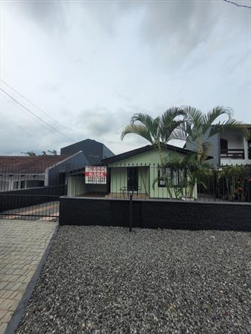 Casa Residencial para locacao no Floresta em Joinville com 0m² por R$ 1.600,00