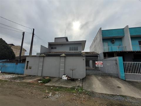 Casa Residencial para locacao no Petropolis em Joinville com 500m² por R$ 2.300,00
