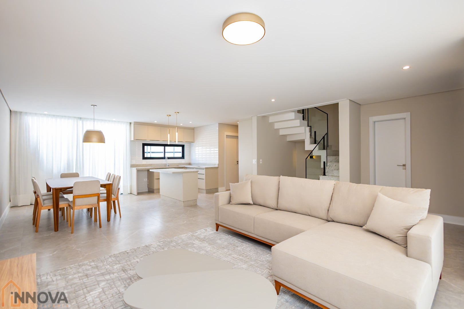 Casa em Condomínio para venda no Xaxim em Curitiba com 257m² por R$ 1.890.000,00