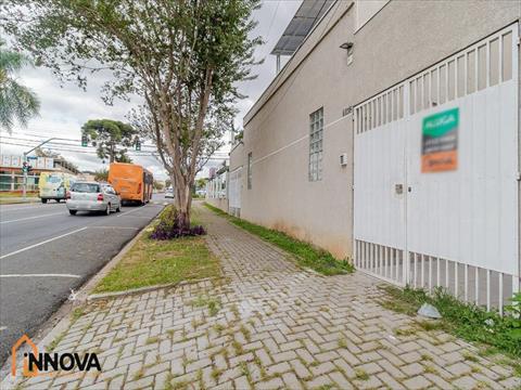 Sobrado para locacao no Reboucas em Curitiba com 76m² por R$ 2.500,00