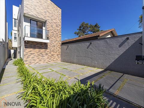 Sobrado para venda no Boqueirao em Curitiba com 145m² por R$ 990.000,00