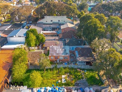 Terreno para venda no Reboucas em Curitiba com 370m² por R$ 370.000,00