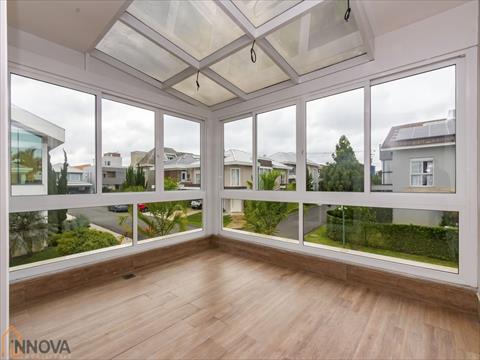 Casa em Condomínio para venda no Xaxim em Curitiba com 250m² por R$ 1.990.000,00
