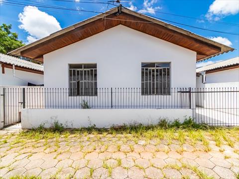 Casa Residencial para locacao no Boqueirao em Curitiba com 46m² por R$ 2.000,00