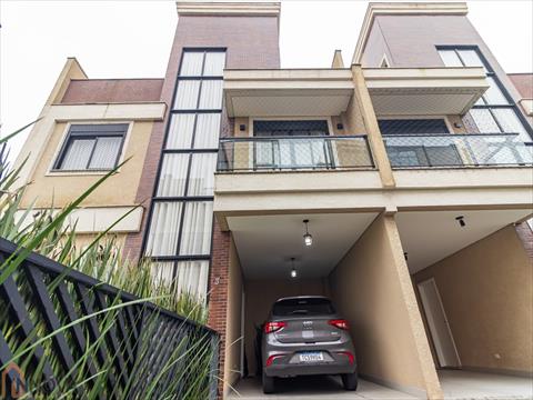 Sobrado em Condomínio para venda no Xaxim em Curitiba com 145m² por R$ 950.000,00
