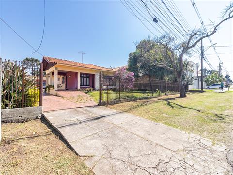 Casa para locacao no Boqueirao em Curitiba com 242m² por R$ 6.800,00