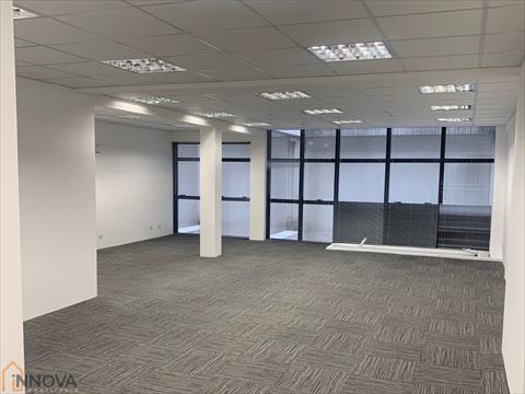 Sala Comercial para venda no Reboucas em Curitiba com 81m² por R$ 582.077,50