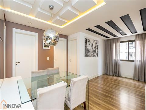 Apartamento para venda no Capao Raso em Curitiba com 78m² por R$ 760.000,00