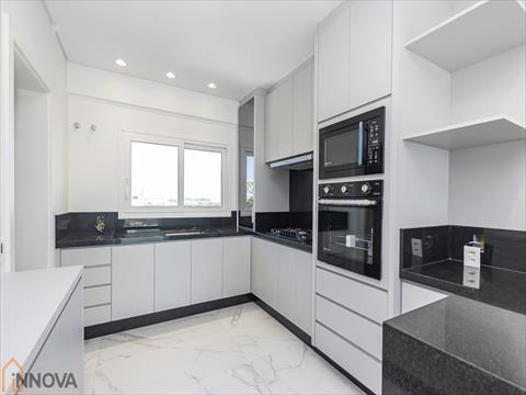 Apartamento para venda no Centro em Sao Jose dos Pinhais com 147m² por R$ 1.900.000,00