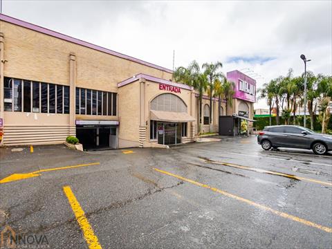 Loja para locacao no Juveve em Curitiba com 2m² por R$ 2.250,00