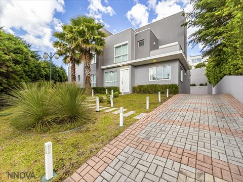 Casa Residencial para locacao no Uberaba em Curitiba com 390m² por R$ 28.000,00