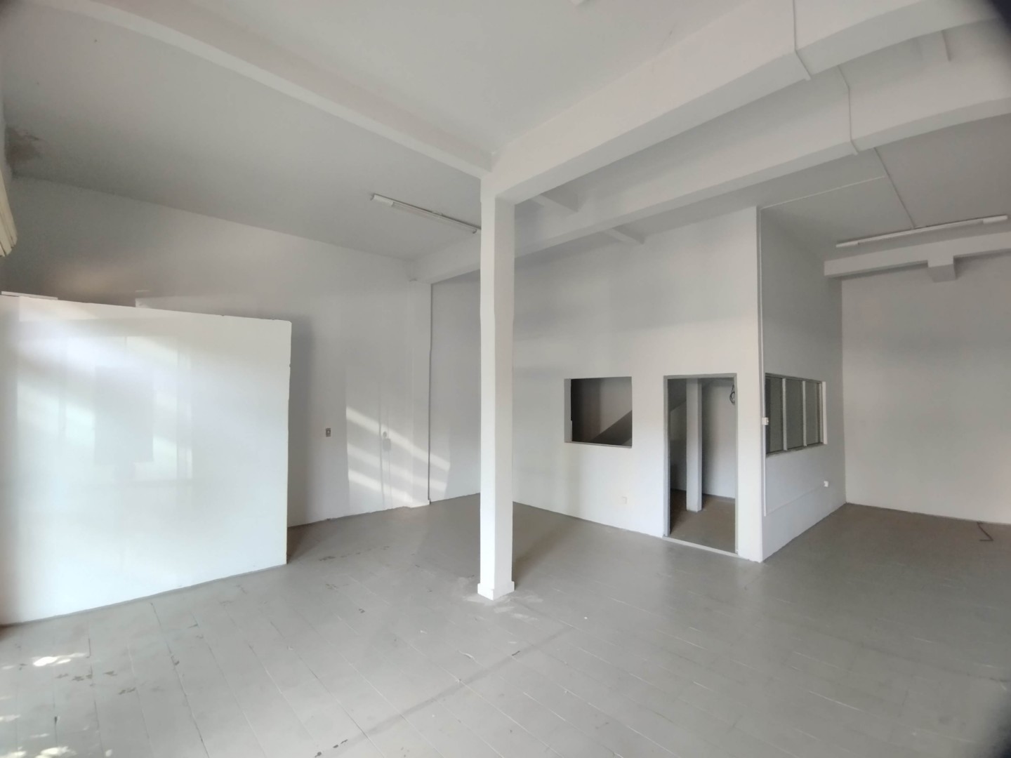 Sala Comercial para locacao no Zona I em Umuarama com 0m² por R$ 1.500,00