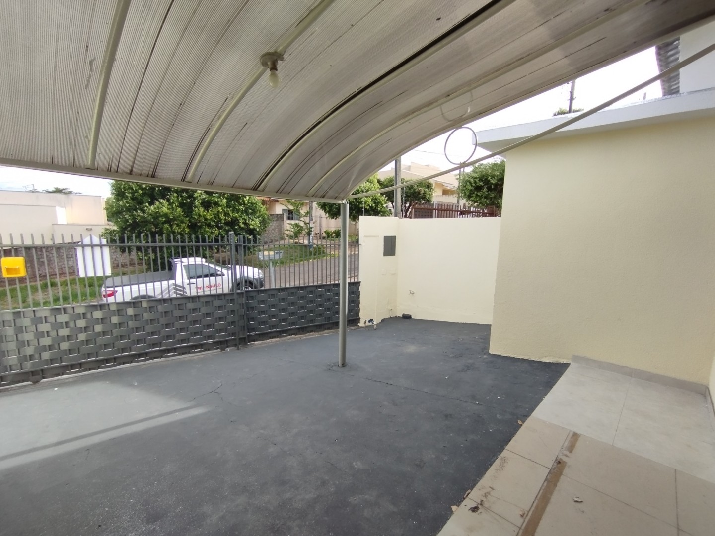 Casa Residencial para locacao no Parque Taruma em Umuarama com 148m² por R$ 1.100,00