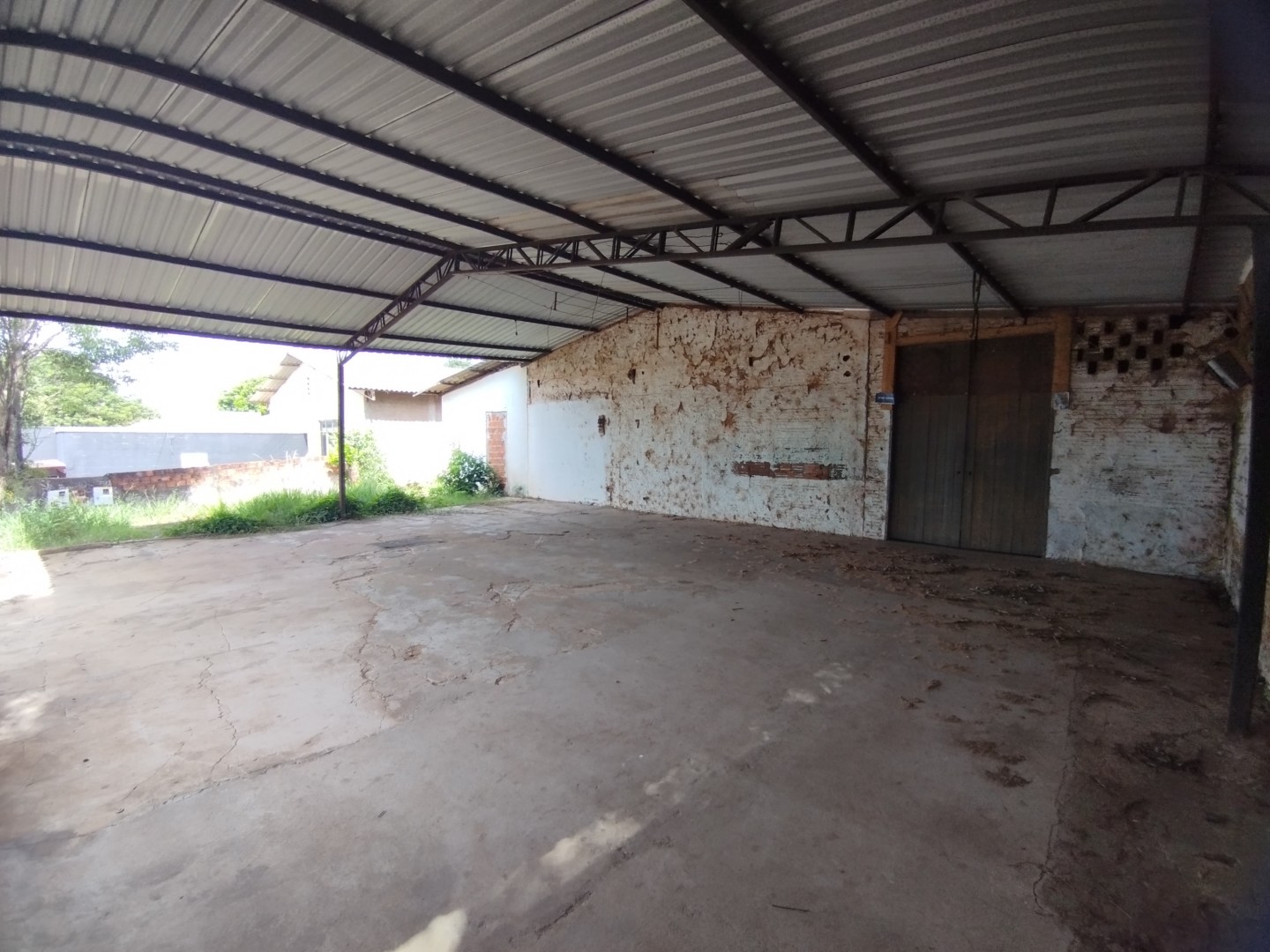 Barracão/galpão para locacao no Jardim Sao Cristovao em Umuarama com 0m² por R$ 2.000,00