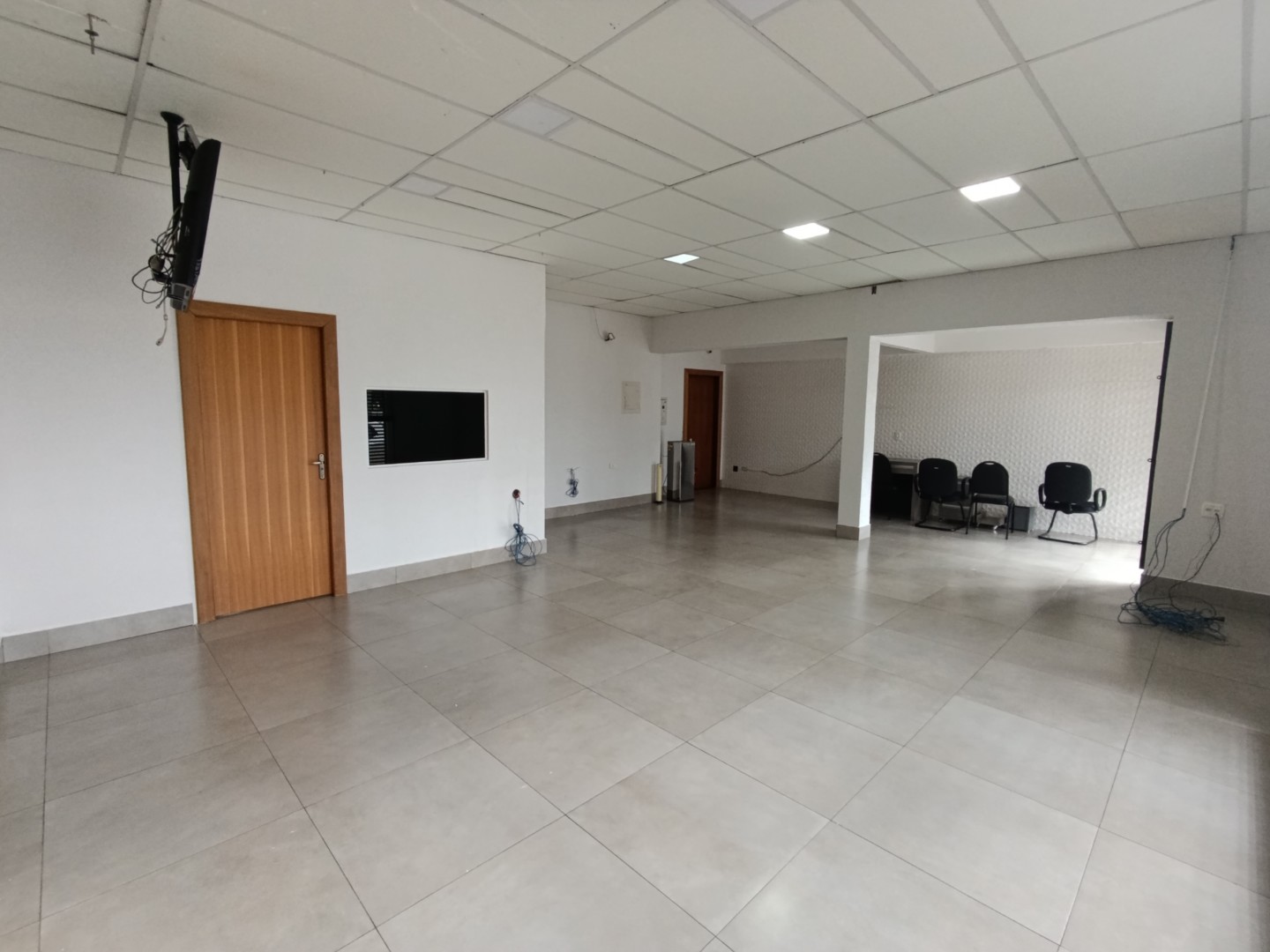 Sala Comercial para locacao no Zona I em Umuarama com 525m² por R$ 10.000,00