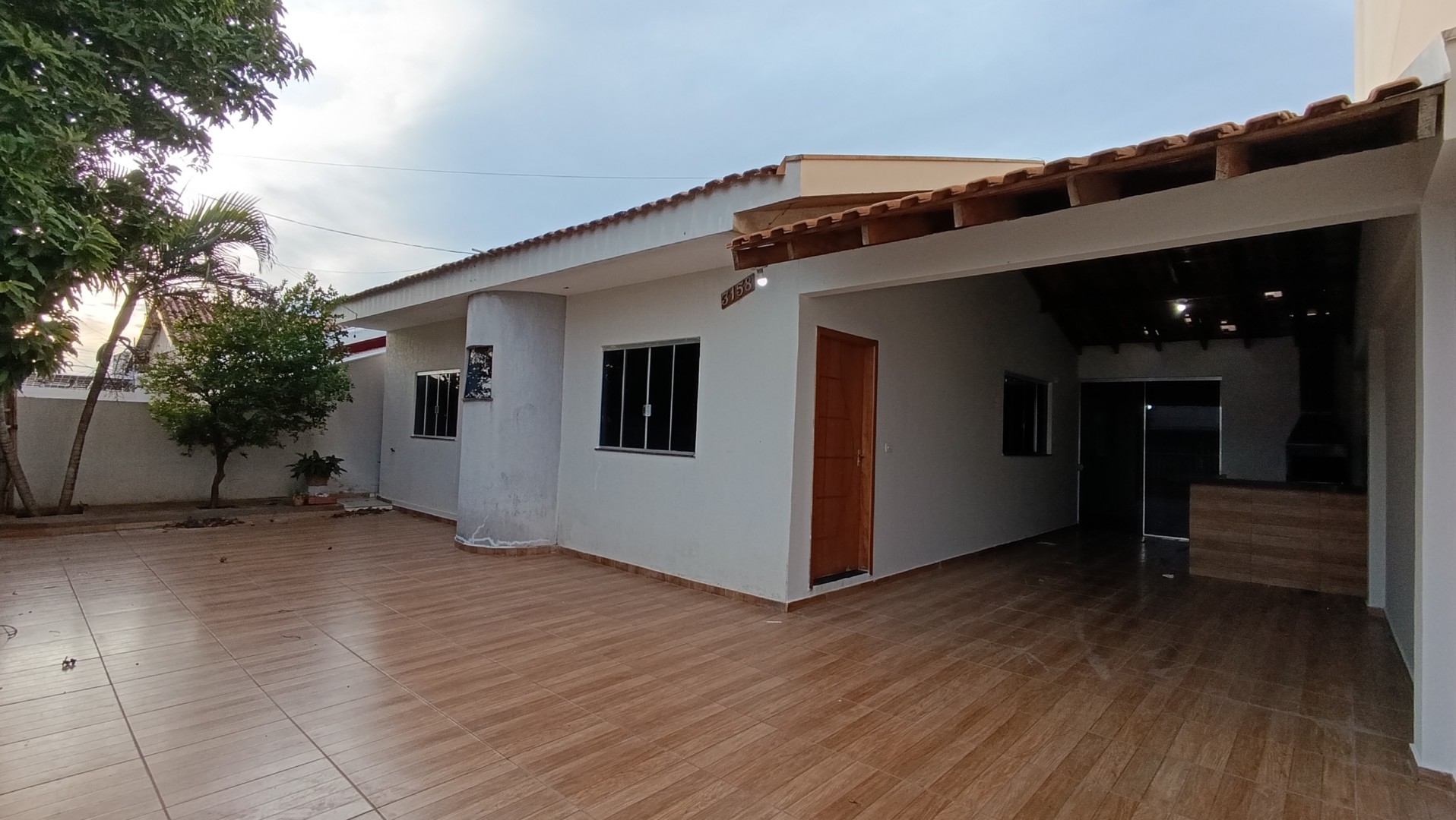 Casa Residencial para locacao no Zona VI em Umuarama com 187,5m² por R$ 1.900,00