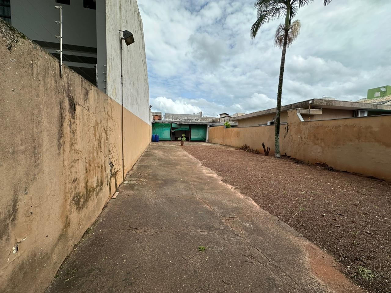 Terreno para venda no Zona II em Umuarama com 270m² por R$ 390.000,00