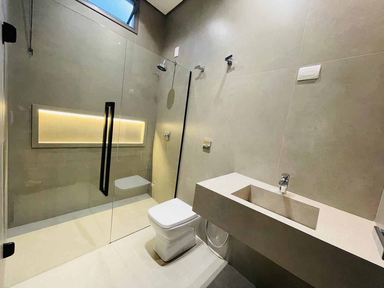 Casa para venda no Residencial Euro Park em Umuarama com 362,34m² por R$ 2.550.000,00