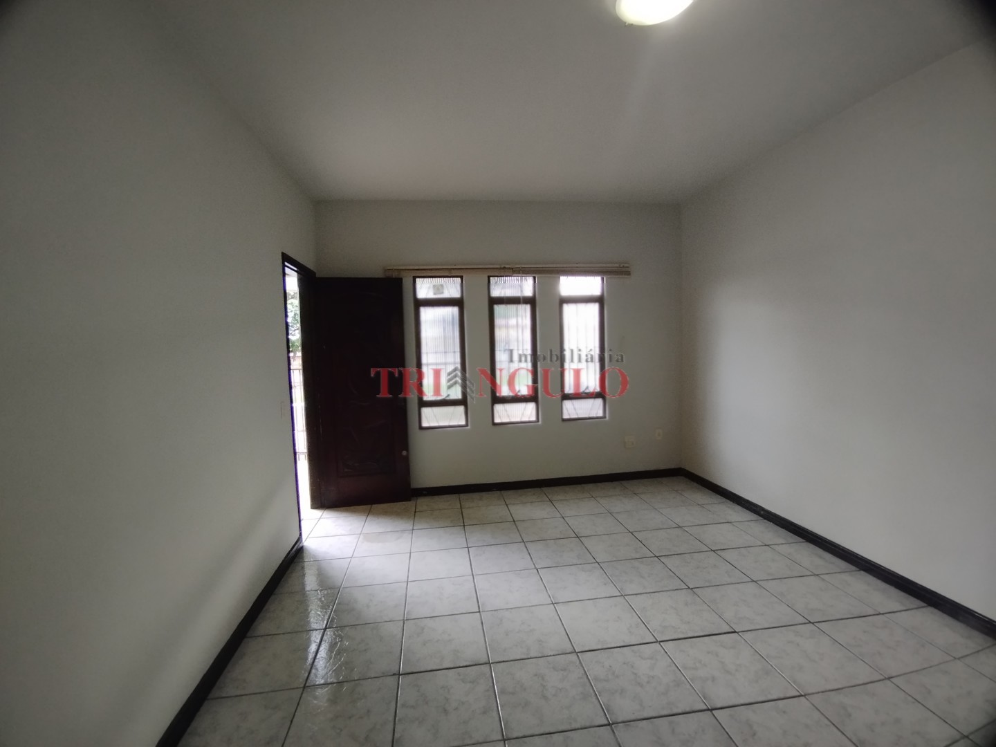 Casa Residencial para locacao no Zona VI em Umuarama com 0m² por R$ 1.500,00