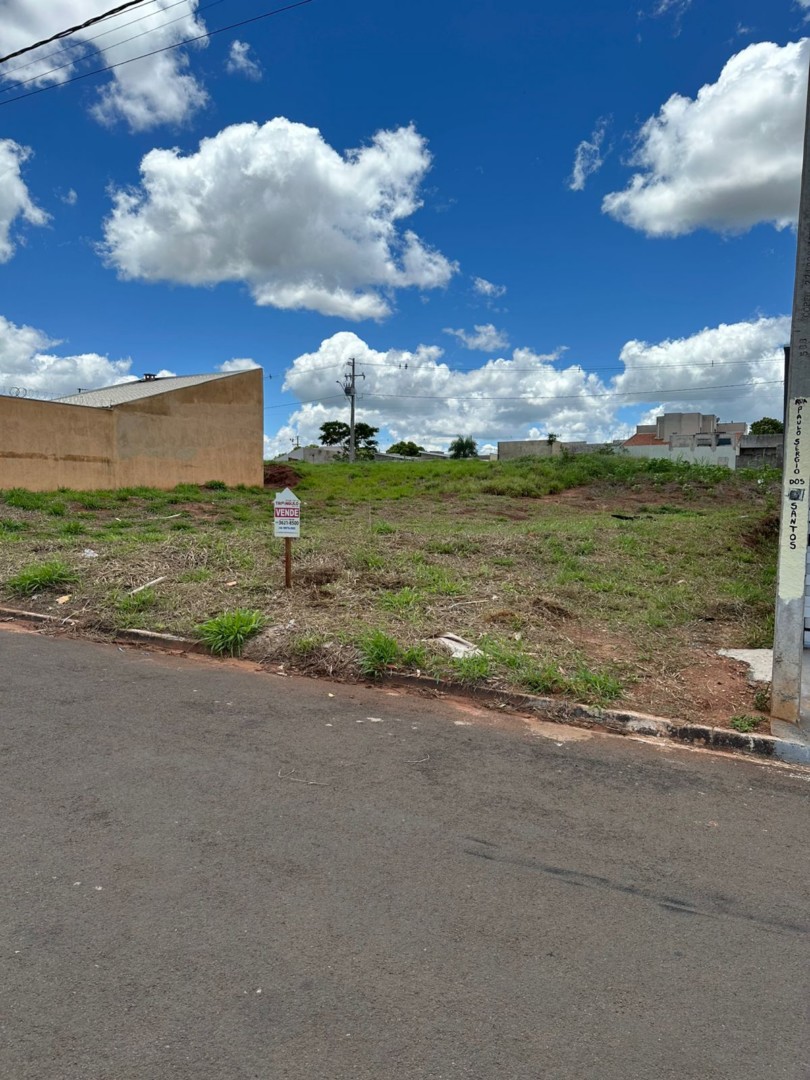 Terreno para venda no Parque Residencial Bela Casa em Umuarama com 135,38m² por R$ 45.000,00