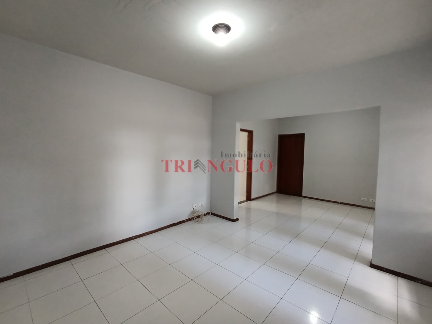 Casa Residencial para locacao no Zona II em Umuarama com 0m² por R$ 2.300,00