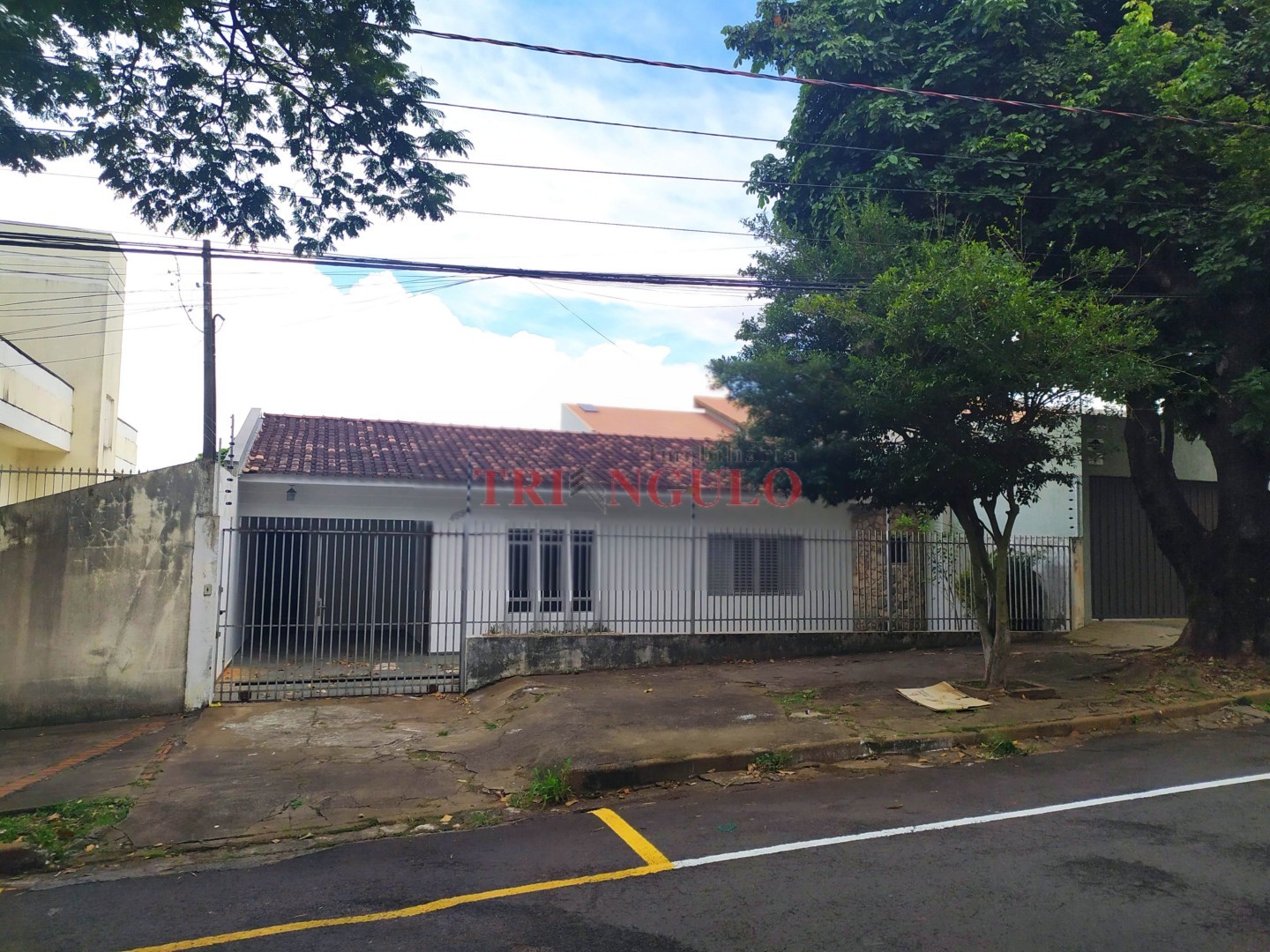 Casa Residencial para locacao no Zona V em Umuarama com 0m² por R$ 1.800,00