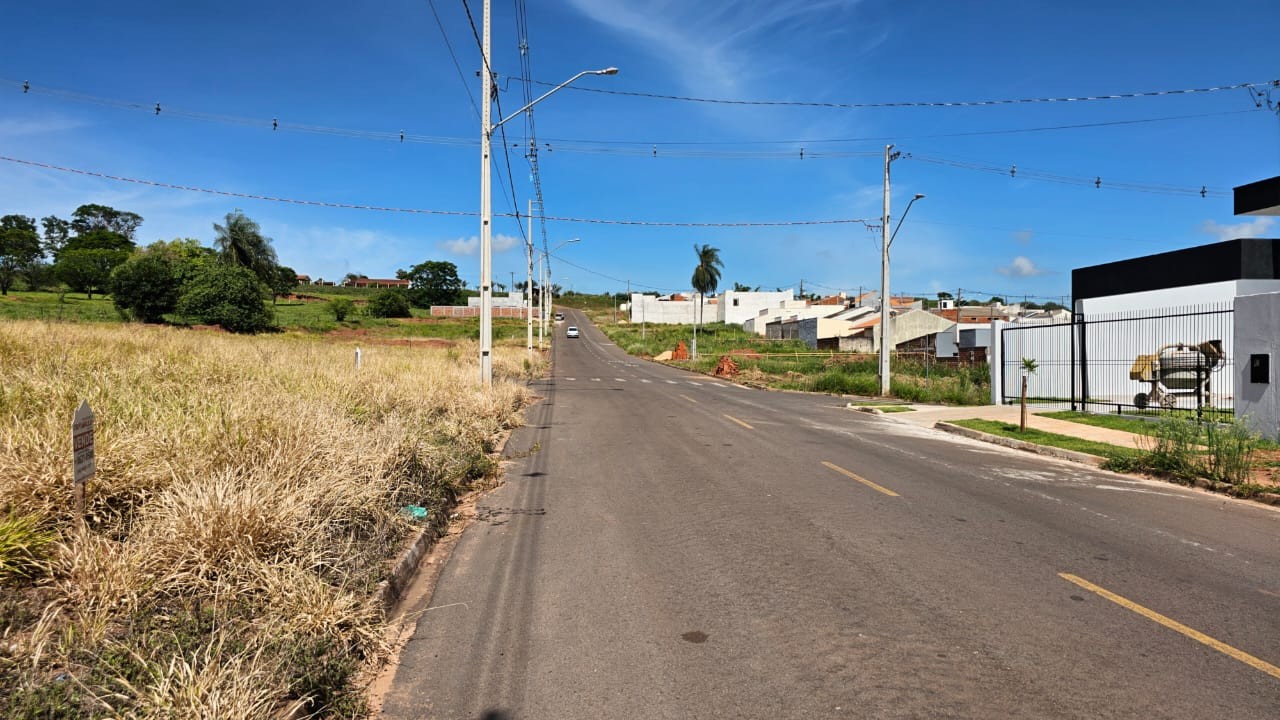 Terreno para venda no Jardim Pimentel II em Umuarama com 294,56m² por R$ 58.912,00