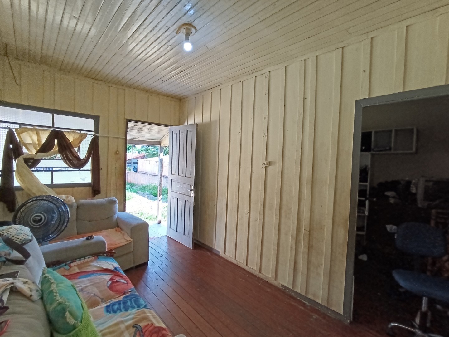 Casa para venda no Jardim Panorama em Umuarama com 360m² por R$ 155.000,00