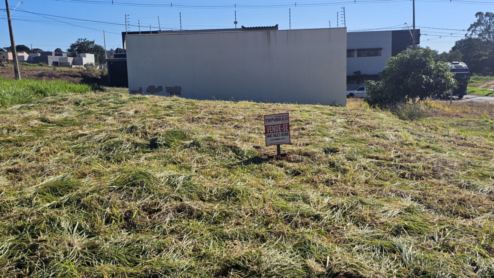 Terreno para venda no Jardim Aeroporto II em Umuarama com 204,98m² por R$ 65.000,00