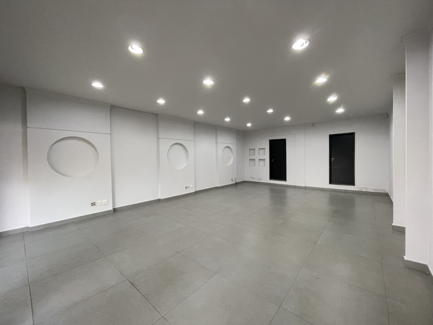 Sala Comercial para locacao no Zona I em Umuarama com 80m² por R$ 4.000,00