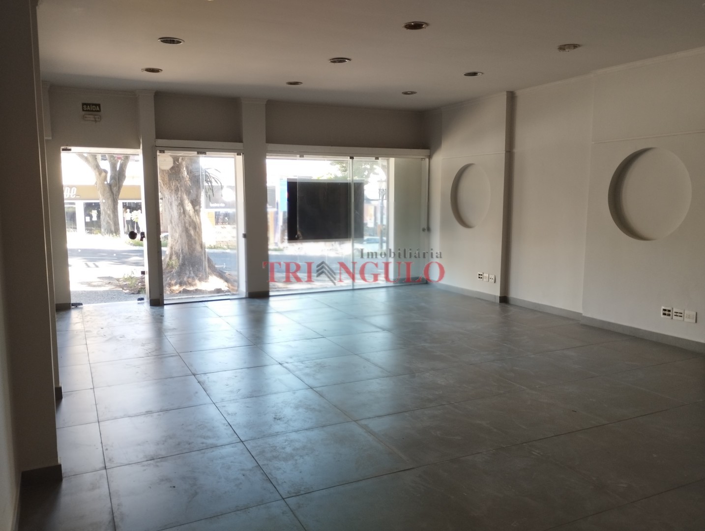 Sala Comercial para locacao no Zona I em Umuarama com 80m² por R$ 5.200,00