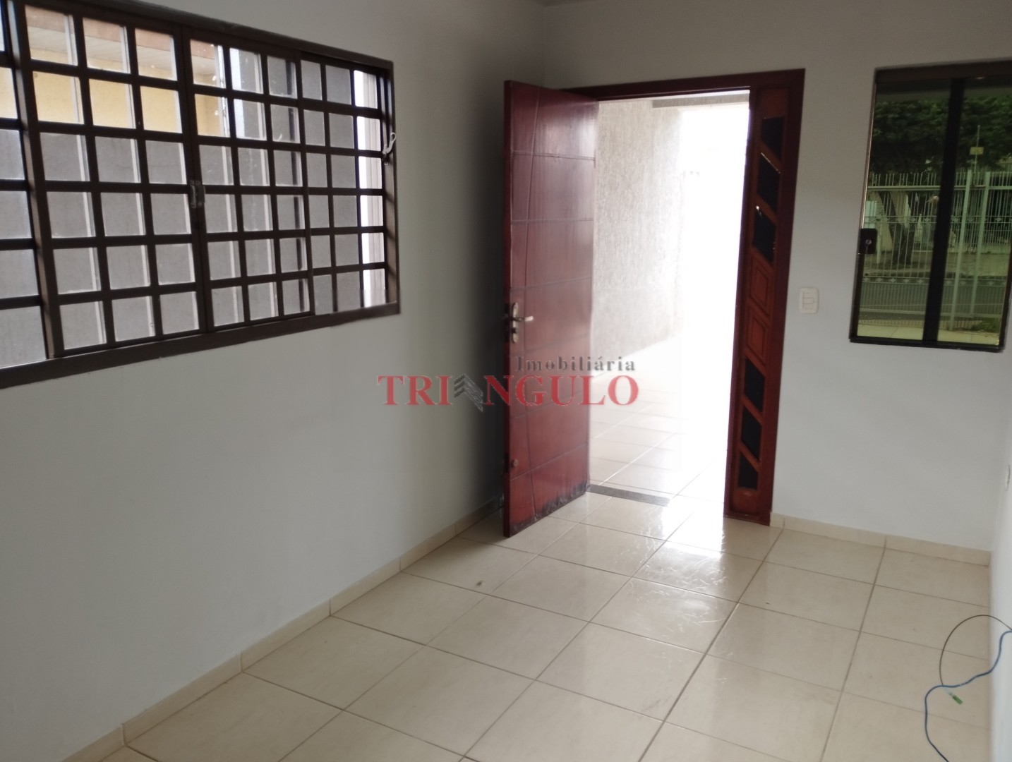 Casa Residencial para locacao no Vitoria Regia em Umuarama com 0m² por R$ 1.300,00