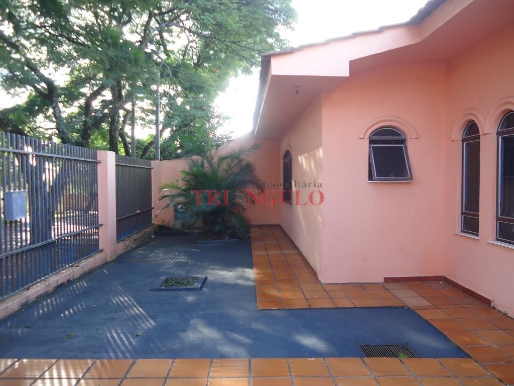 Casa Residencial para locacao no Jardim America em Umuarama com 0m² por R$ 1.700,00