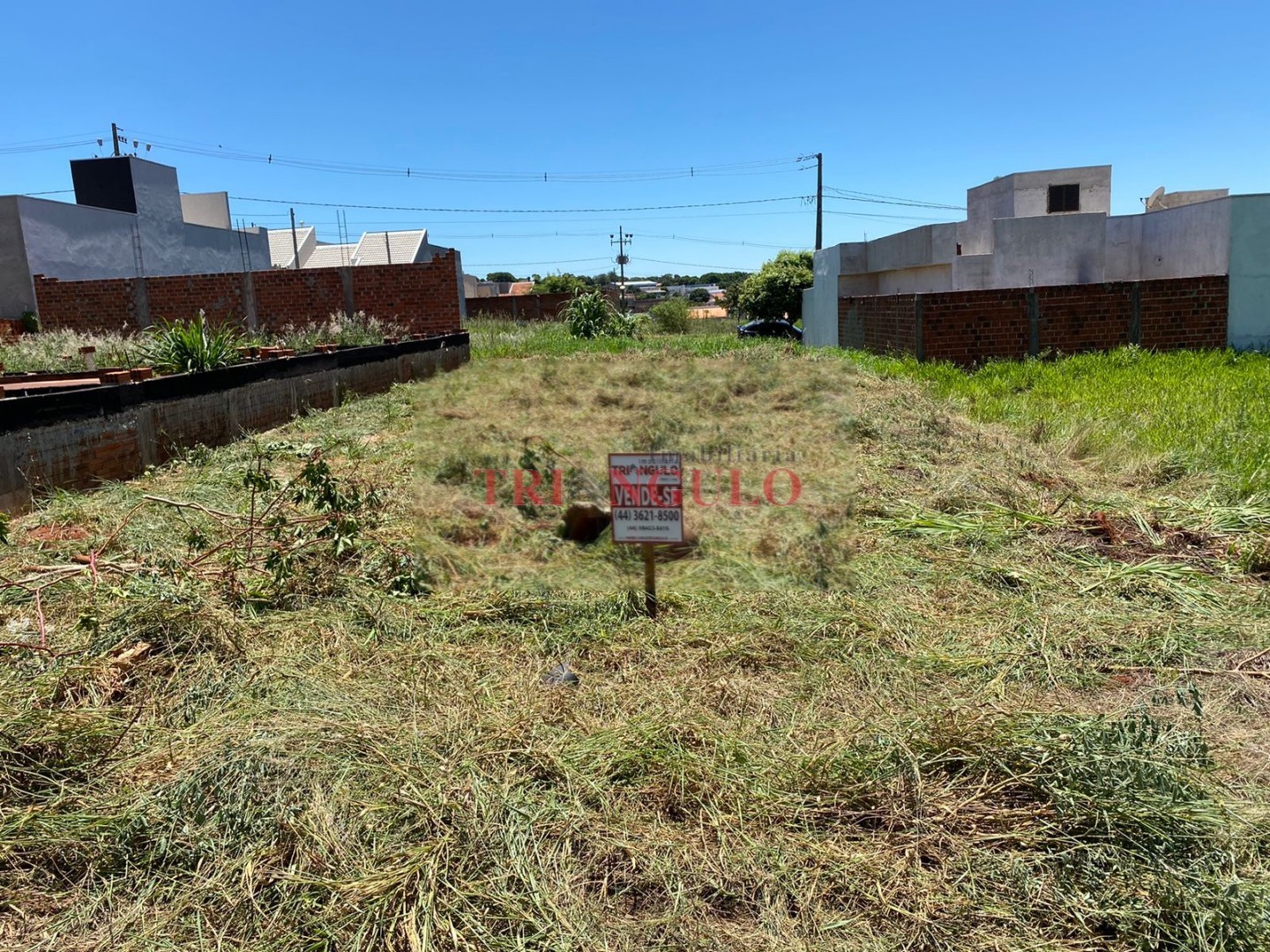 Terreno para venda no Jardim Aeroporto II em Umuarama com 204,65m² por R$ 80.000,00