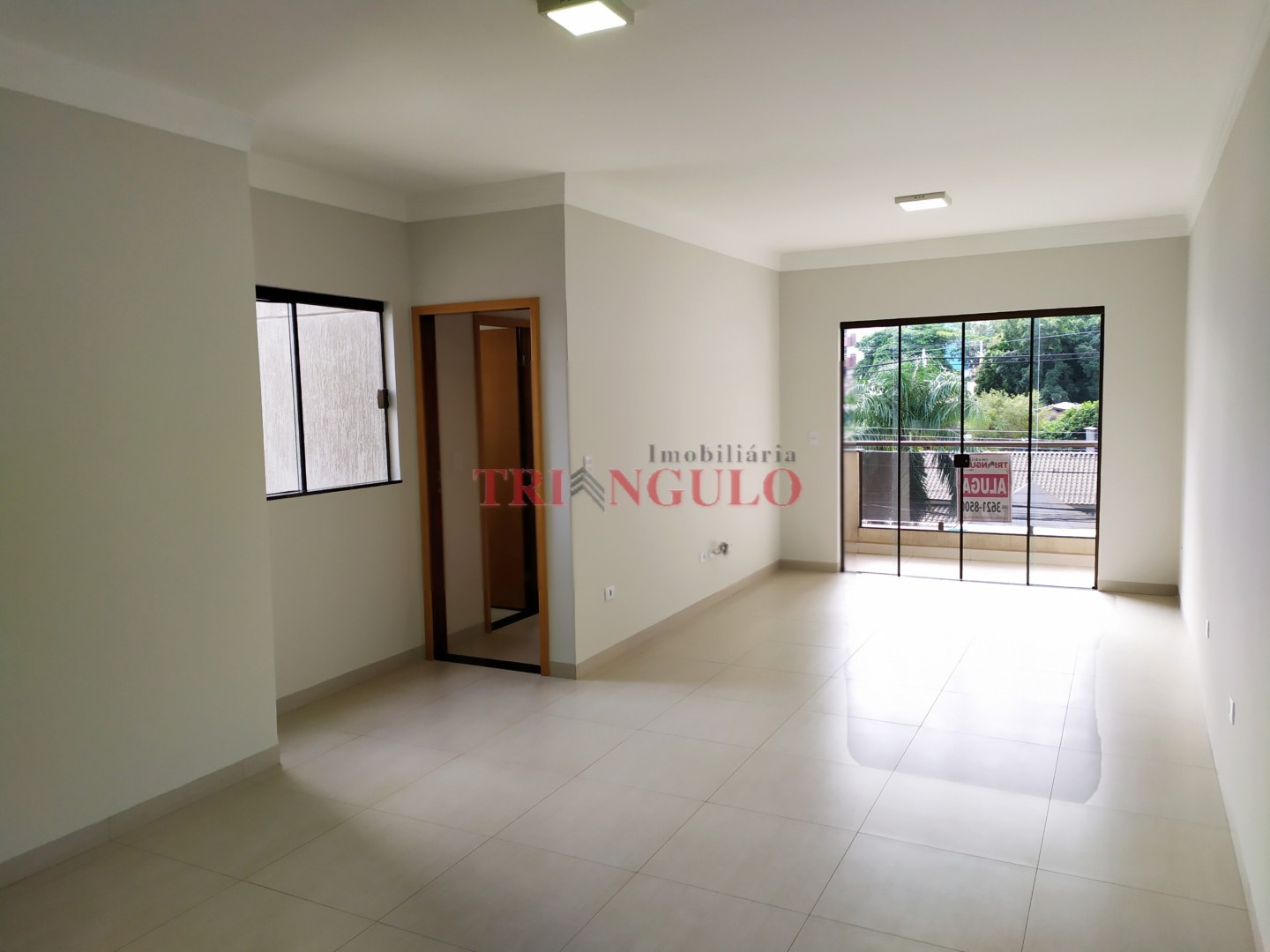 Apartamento para locacao no Zona III em Umuarama com 110m² por R$ 2.200,00