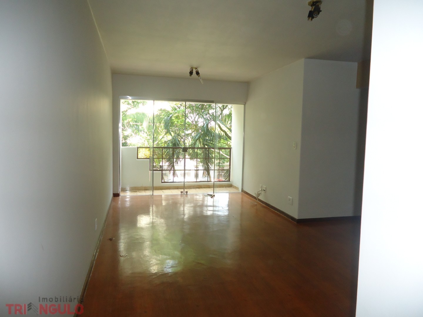 Apartamento para venda no Zona I em Umuarama com 74m² por R$ 290.000,00