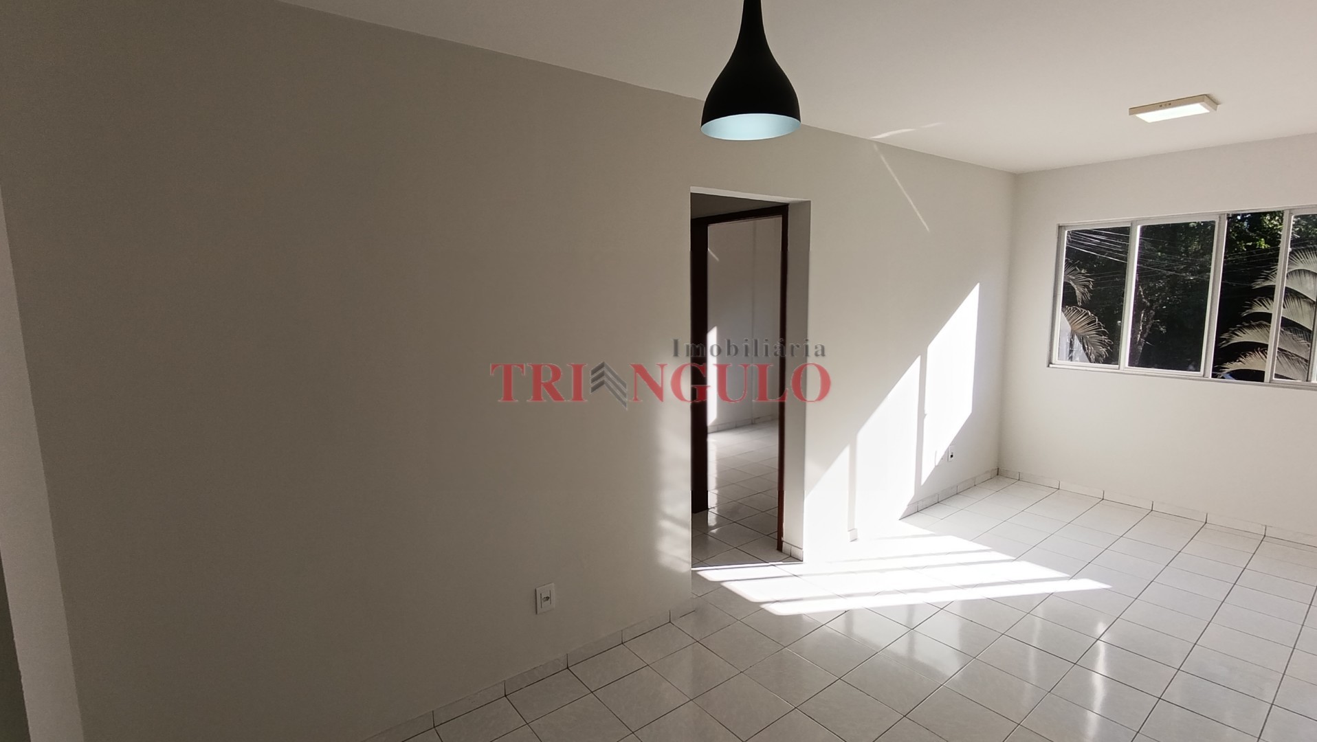 Apartamento para locacao no Zona I em Umuarama com 0m² por R$ 1.150,00