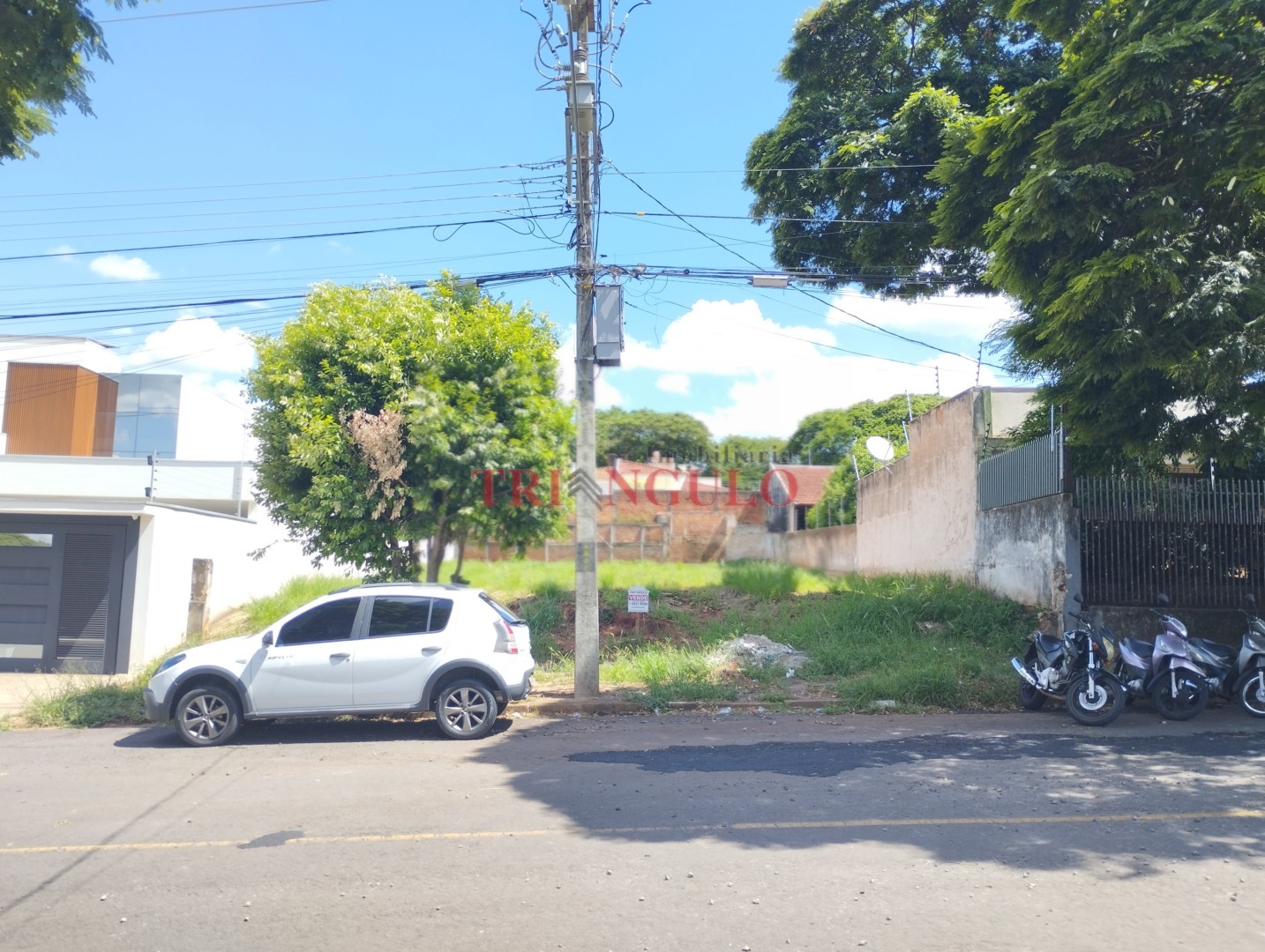 Terreno para venda no Zona I em Umuarama com 543,7m² por R$ 530.000,00