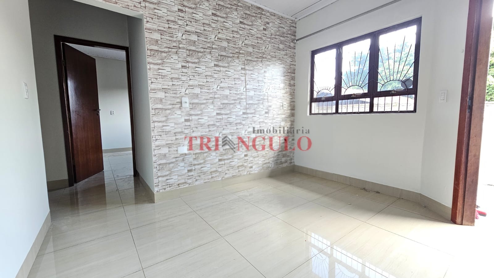 Casa para venda no Zona 06 em Umuarama com 287,5m² por R$ 445.000,00