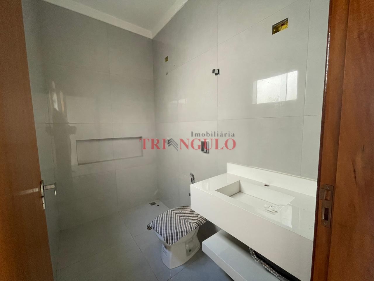 Casa para venda no Parque Estância II em Umuarama com 126m² por R$ 340.000,00