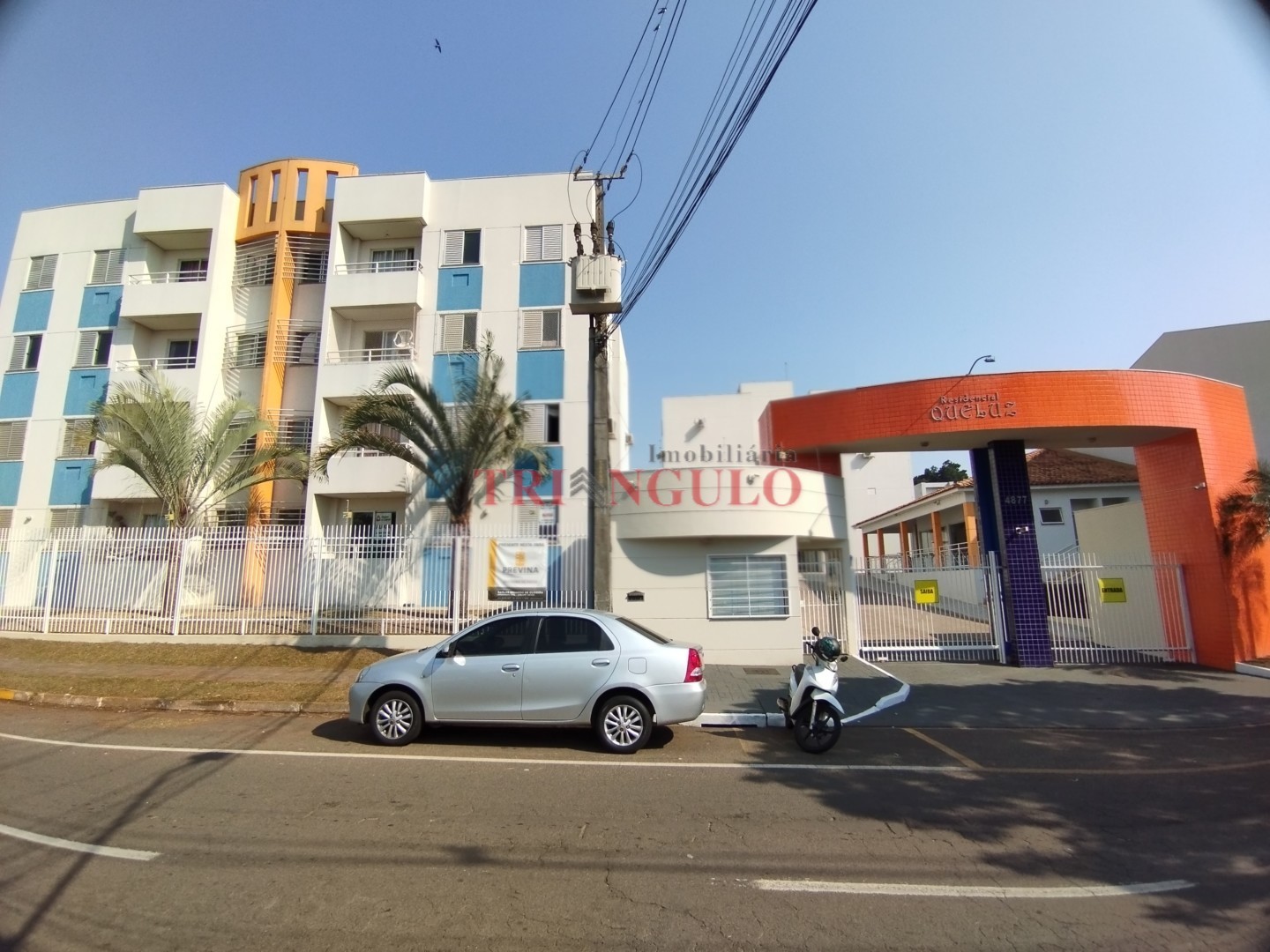 Apartamento para locacao no Parque Portugal em Umuarama com 83,52m² por R$ 1.100,00